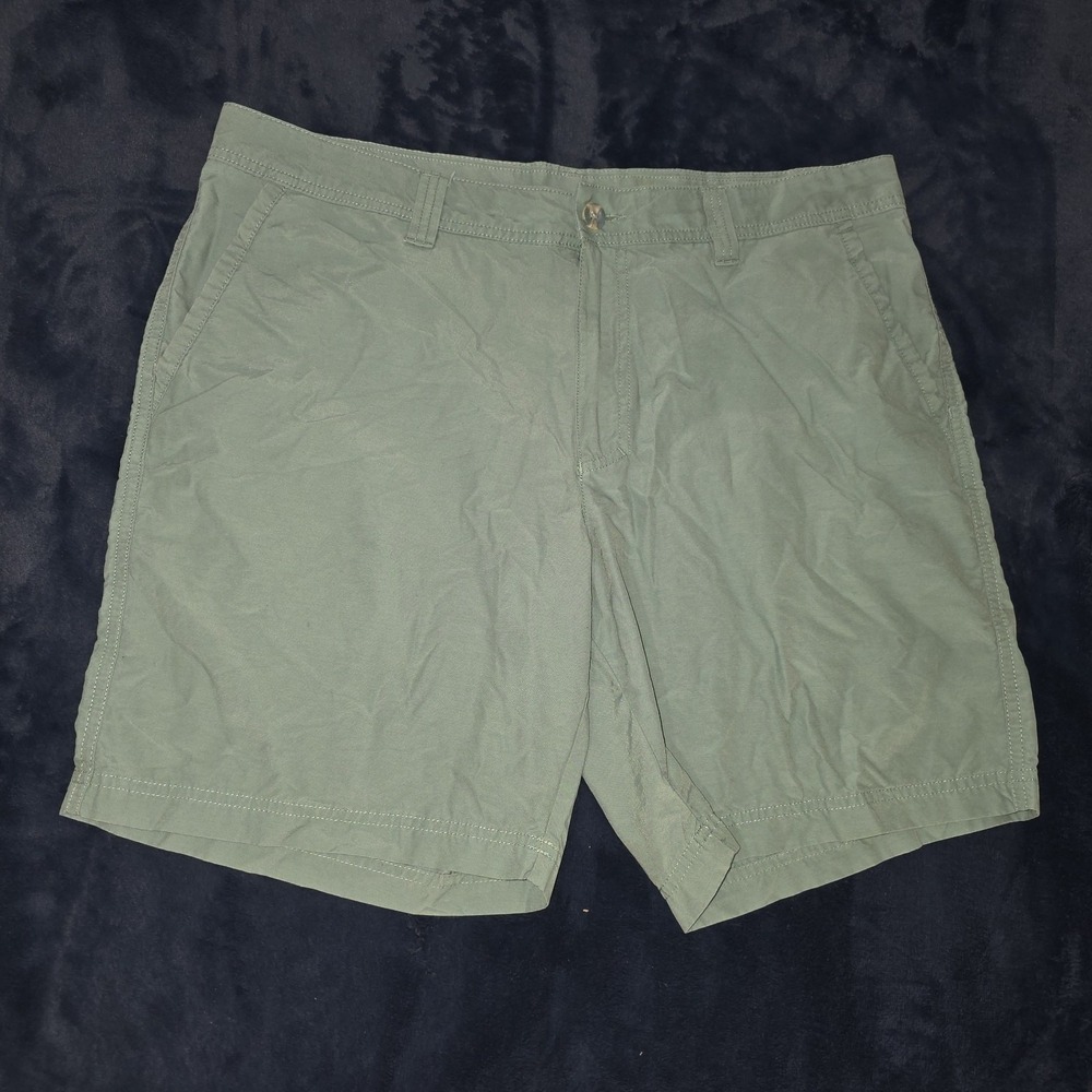 COLUMBIA MENS SHORTS SIZE 36W 8L GREEN ALL COTTON